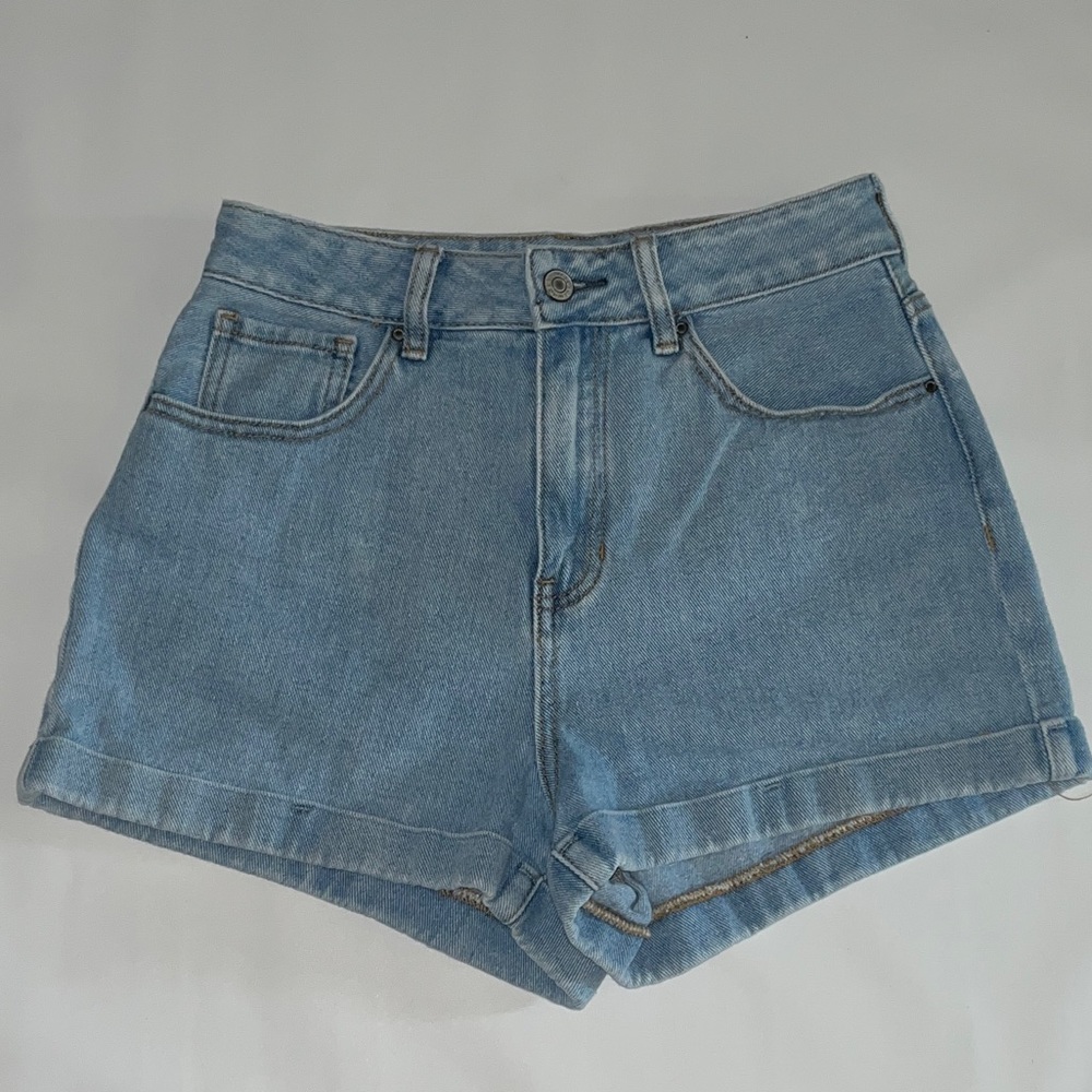 Pacsun size 26 mom shorts GREAT condition!